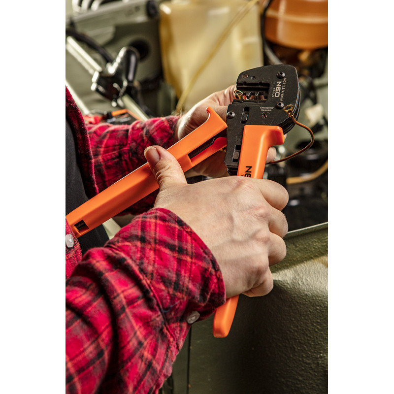 Обтискні кліщі MC4 NEO Tools 01-555 для сонячних панелей, BNC/F/RCA, з храповим механізмом