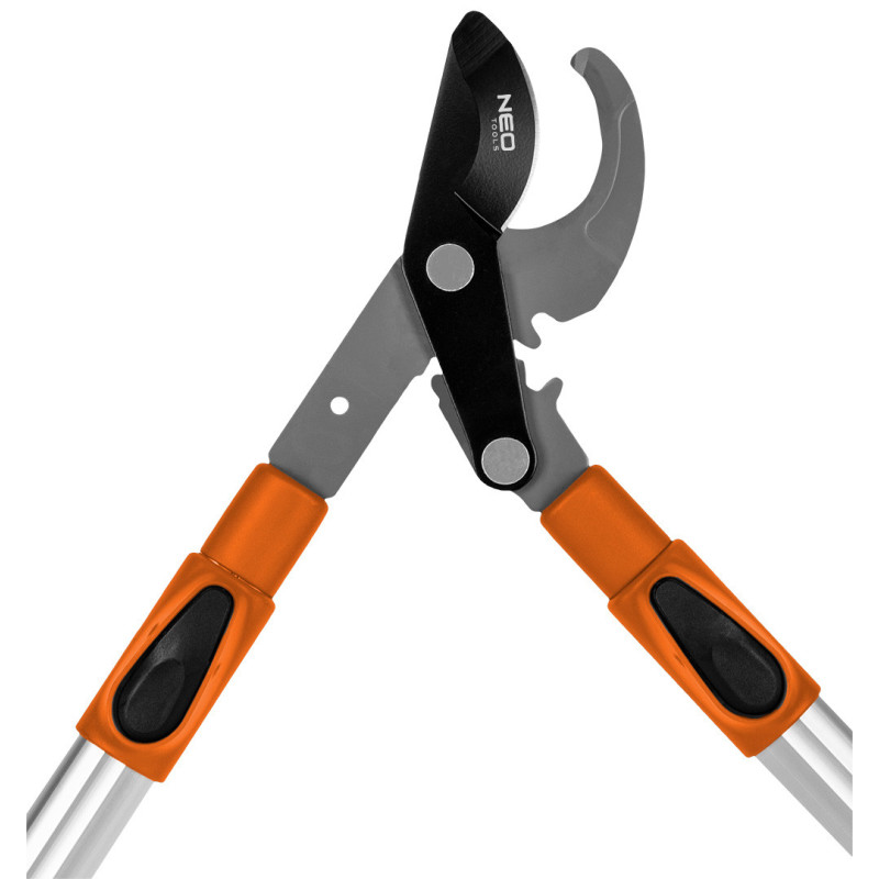 Гілкоріз обхідний NEO TOOLS 665 мм — обрізка гілок до 42 мм з телескопічними ручками